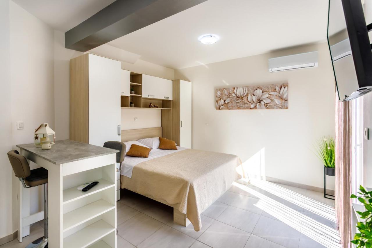 Luxury Apartments Budimir Podstrana Exterior foto