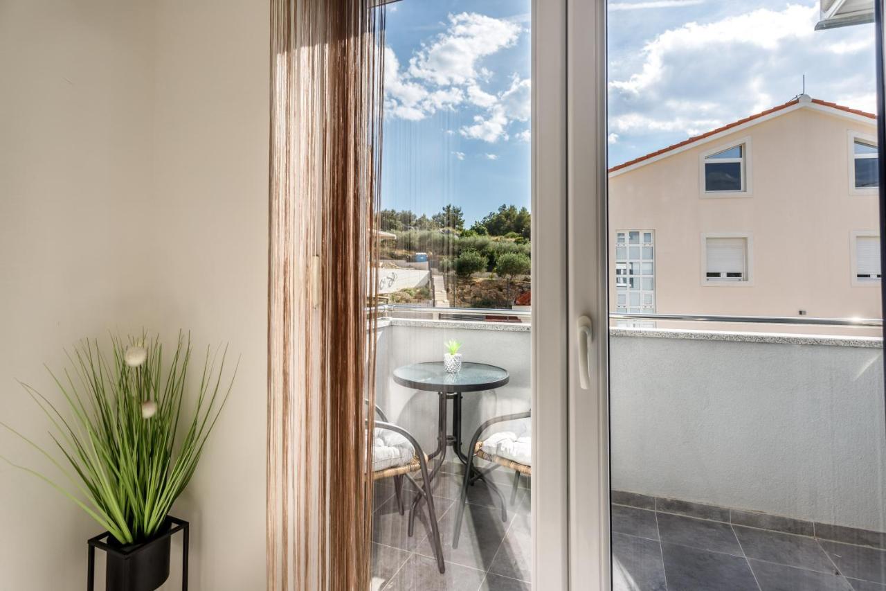 Luxury Apartments Budimir Podstrana Exterior foto