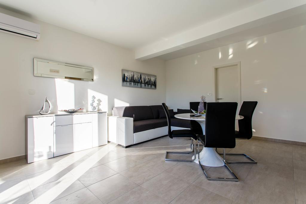 Luxury Apartments Budimir Podstrana Exterior foto